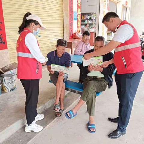 三家镇网格员开展“扫黄打非”宣传工作