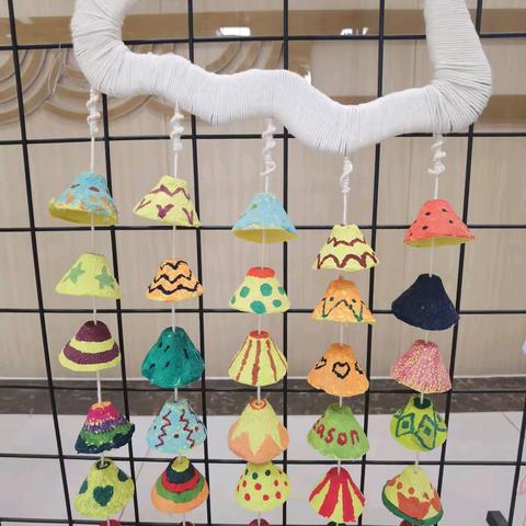 秋色浓浓迎国庆---赵二街学校秋分作品迎国庆展览