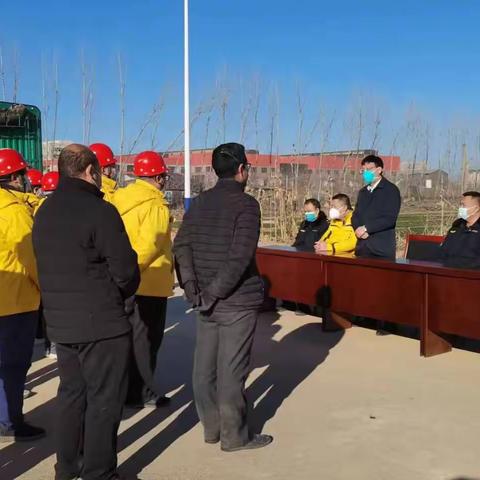 平山县城管局组织开展“气代煤”燃气泄漏应急演练活动