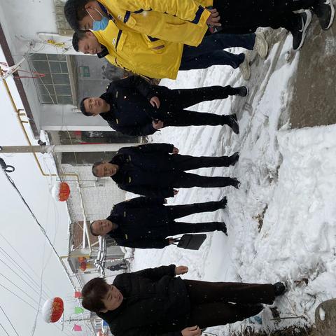 平山县城管局督导检查降雪期间“气代煤”安全工作