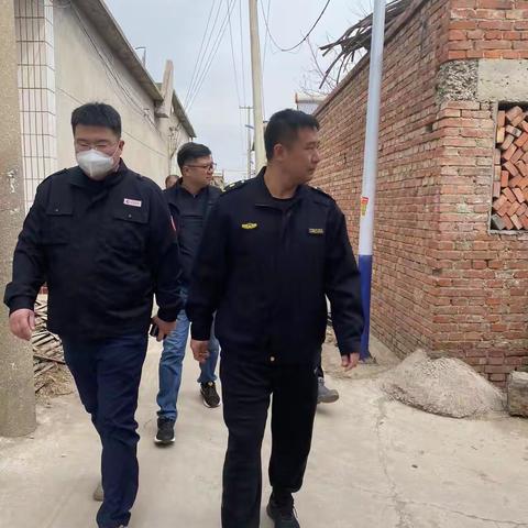 平山县城管局“两会”期间开展城中村燃气安全检查工作