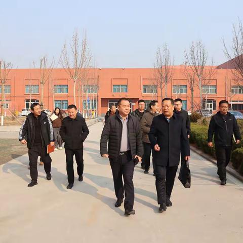 利津县陈庄镇中学莅临我校开展教育交流活动