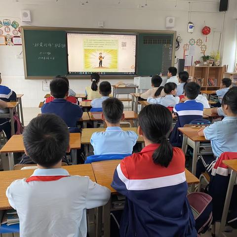 港口镇中心小学“扫黄打非”护苗行动