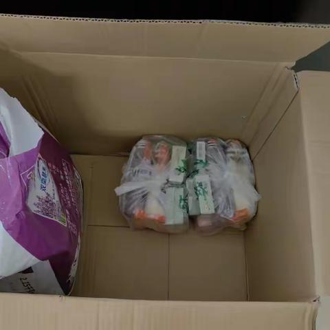 合纵家庭关爱员工-炎热夏日暖心之举！