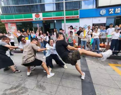 再惠组织中秋团建活动，拔河对抗释放多巴胺