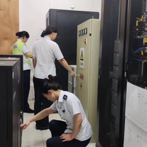 封丘收费站开展端午节前安全大检查