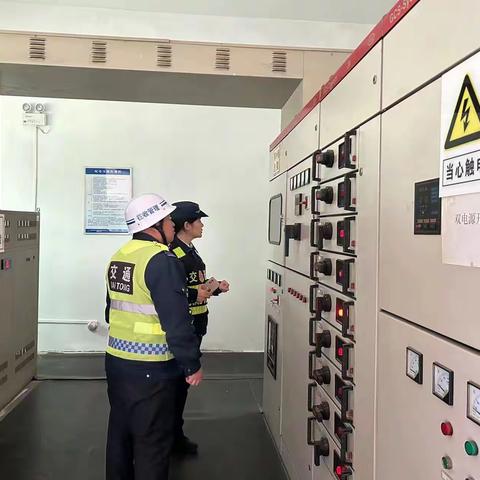 封丘收费站开展元旦节前安全大检查