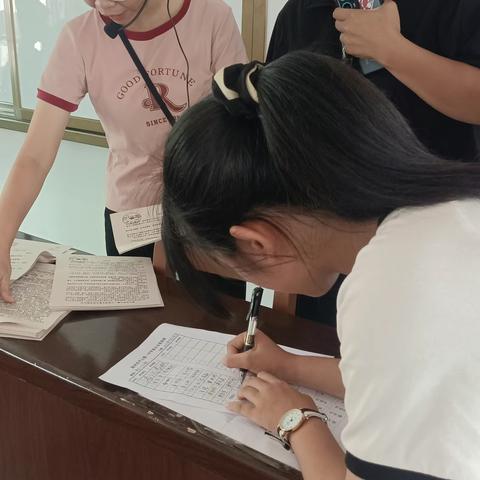 家校合作，促进发展——平山一中关于国庆中秋假期召开家长会