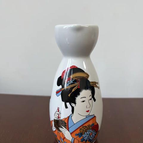 酒瓶奇缘