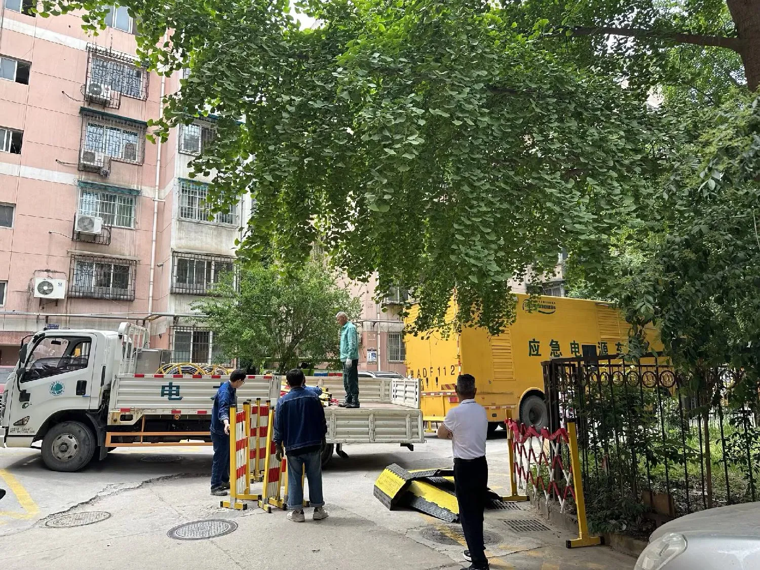 简篇-有事敞开说,难题就地解——永宁社区“小安议事汇”奏响基层治理和谐曲