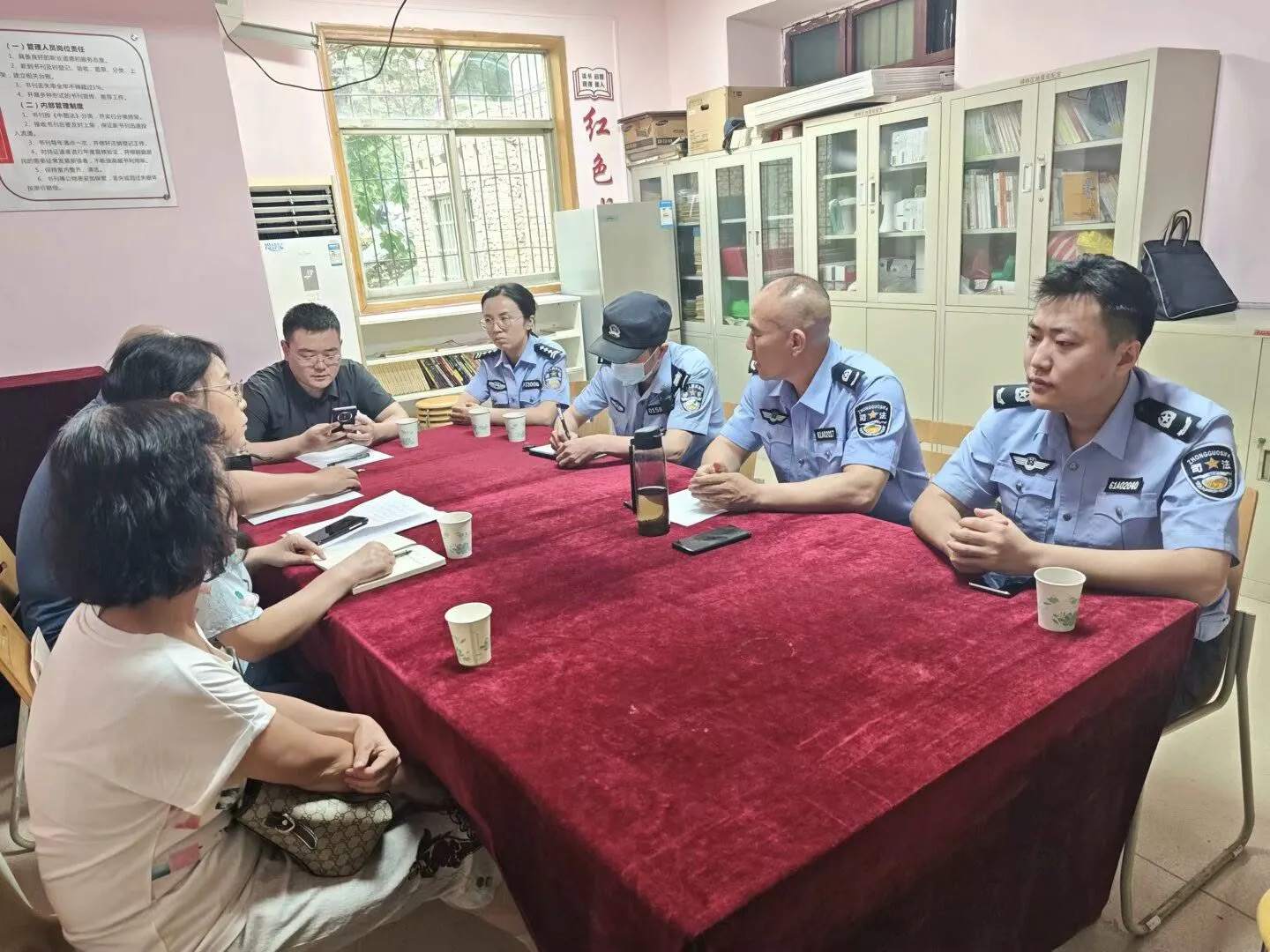简篇-有事敞开说,难题就地解——永宁社区“小安议事汇”奏响基层治理和谐曲