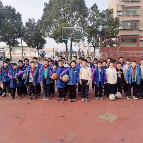 《小篮球大梦想》钟实 吴昊