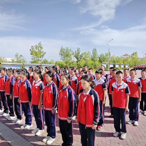 淬火砺青春 军训展锋芒 ——独山子第三中学初一年级军训暨会操汇演圆满落幕