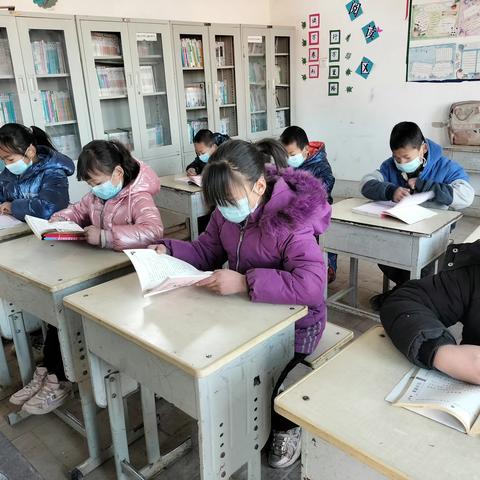 “采撷书香 与书为友”上岭小学师生读书交流活动纪实