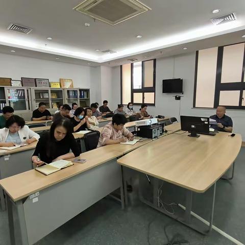 海口市人民医院医技第二党支部召开支部会议