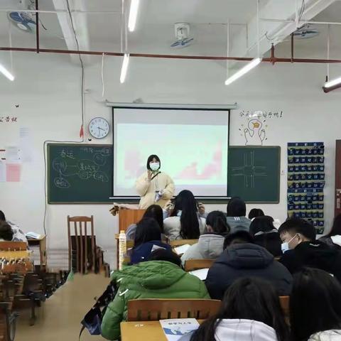 人文关怀，贯穿教育：最美思政教师用温暖塑造学子内心的坚强