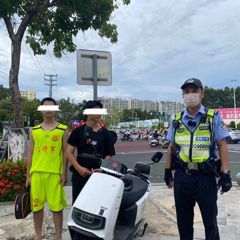 戴头盔 平安行｜东方公安交警实名曝光未戴头盔违法人员名单【第２期】