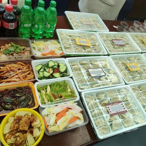 小小的饺子温暖大家的心