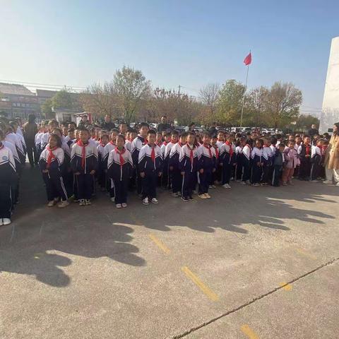 栉风沐雨砥砺行，春华秋实满庭芳——冯家镇第二实验学校小学部期中考试表彰大会纪实