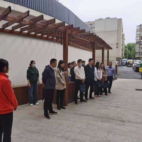 苏州工业园区娄葑街道人大工委主任查勤明一行等相关领导莅临甸柳新村街道综合养老服务中心调研工作