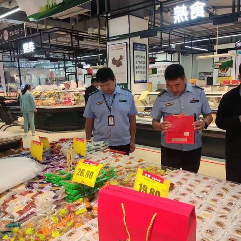 市物价办开展月饼市场价格巡查