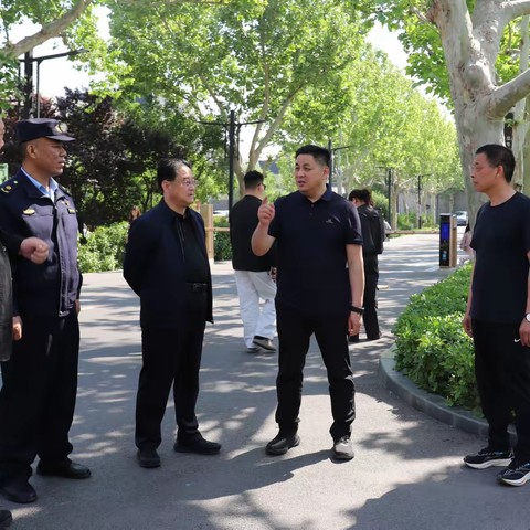【章丘城管】以坚守绘就五一假期“最美风景线”