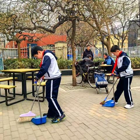 “心中有雷锋， 时时学雷锋”——四年级3班学雷锋主题活动