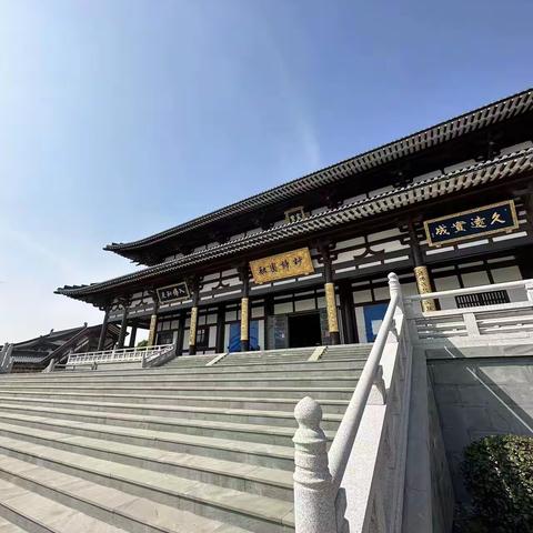 山野古寺  悠悠钟音