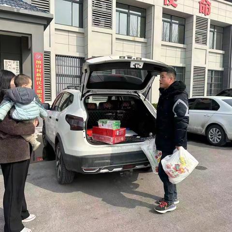 春节慰问暖人心 年味渐浓情更浓