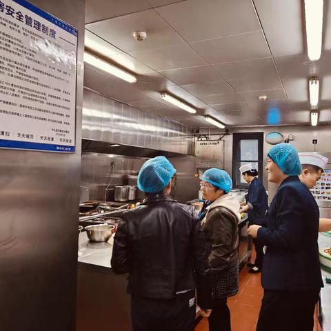 【小寨路街道大唐社区】【一社区一特色】“食”刻守护，安全相伴——大唐社区开展第四季度食品安全检查