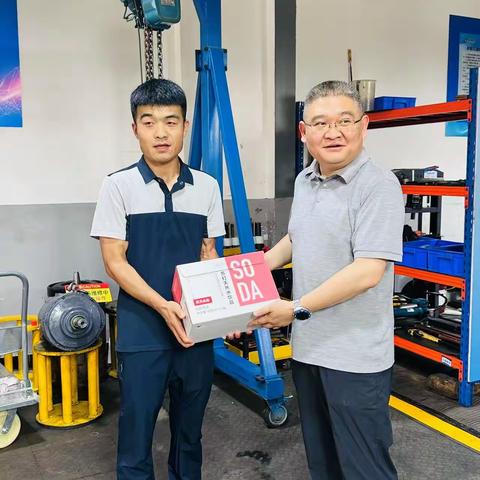 心系一线职工  情送夏日清凉——西安净水处理有限责任公司领导赴装备维保分公司开展防暑慰问活动