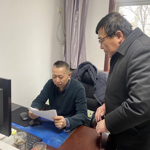 紧锣密鼓质量把控生态环境新城分局积极推动固废登记及危废申报工作