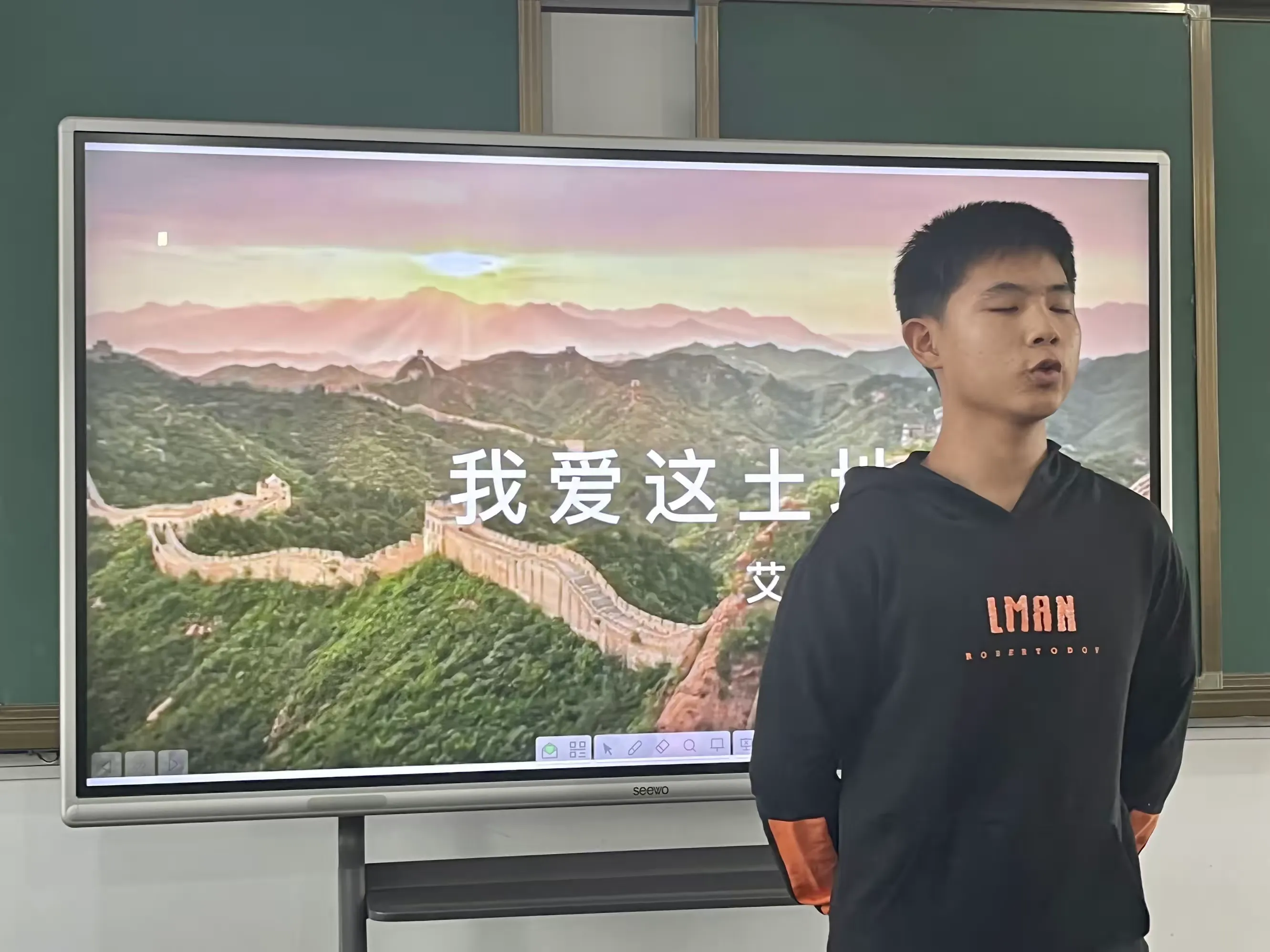 简篇-阅读经典,赏识文化—共华镇中心校联合新华书店开展全镇阅读成果分享活动