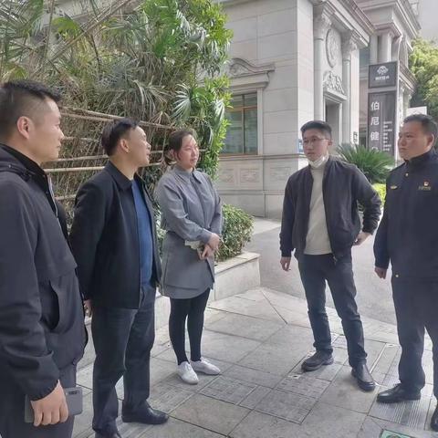 【高新桂溪】紧扣重点 强化巡查管控 扎实做好市容秩序管理工作