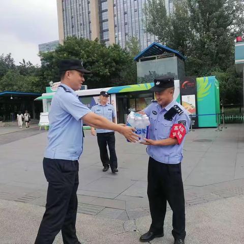 压实责任 强化监管 扎实做好大运会环境品质提升和大气污染防治工作