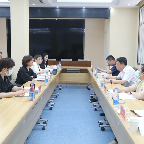 江汉区委书记李湛调研民政工作