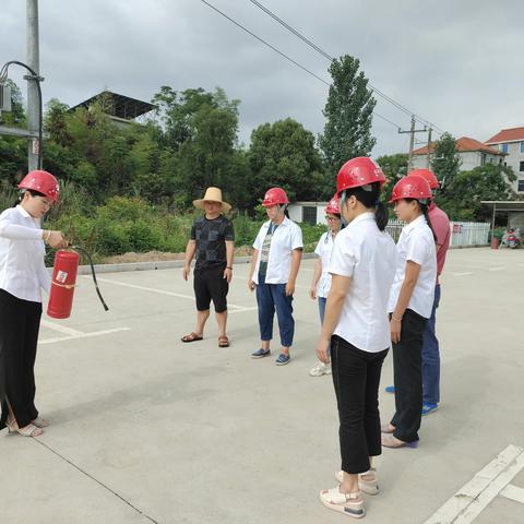 开展消防应急演练   树立全员防范意识