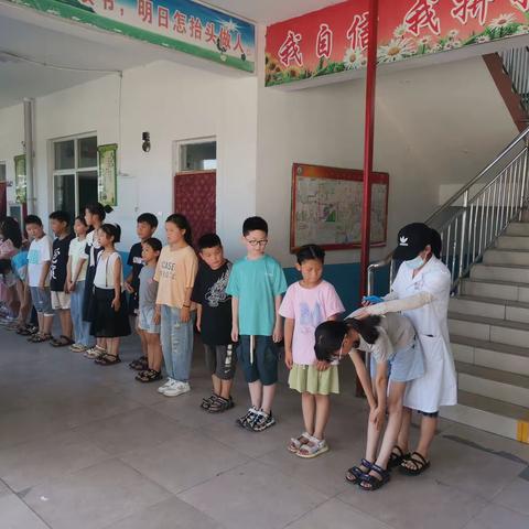 【辛庄堡乡总校】脊柱侧弯检测活动纪实