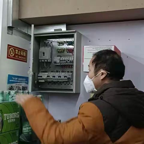 景泉社区“走、转、办”安全隐患排查日报