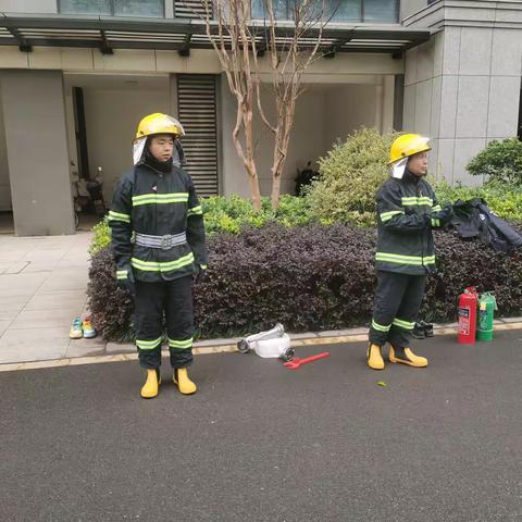 消防演练记于心，蟠龙村消防队新春练兵