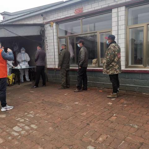 富江乡疫情防控上下齐心