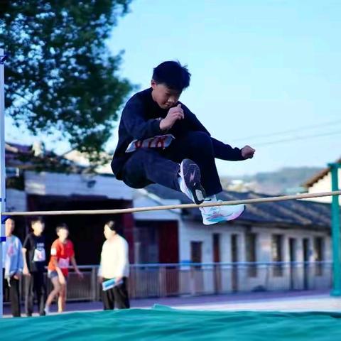 冬日燃情，赛场飞扬 —— 慈利县甘堰土家族乡中学冬季运动会圆满落幕