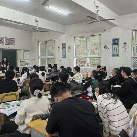 百花齐放展风采，同课异构竞芳华——中学英语组“园丁杯”初赛精彩落幕