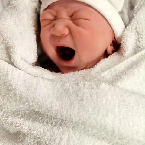 我家孩儿满月了