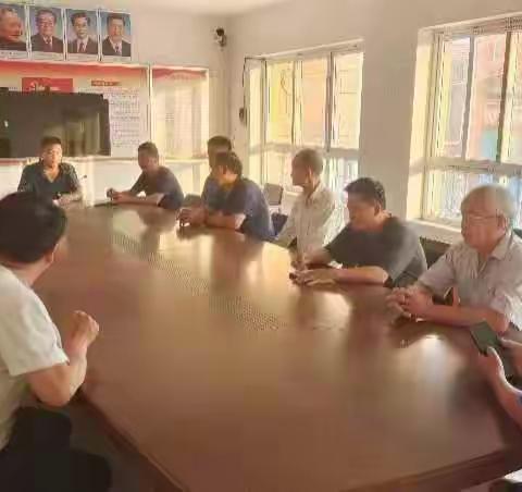 河中村开展迎“七一”主题党日活动