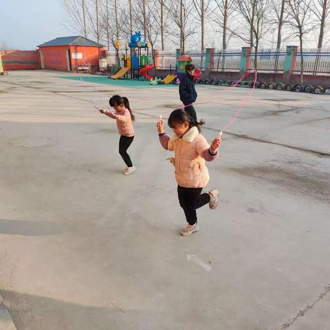 习文镇中心校刘太昌小学的简篇