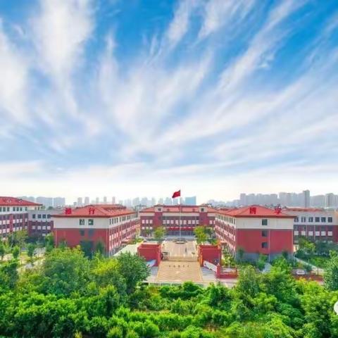 经验“智”分享  “慧”做班主任 —龙泉实验学校举行班主任培训汇报会