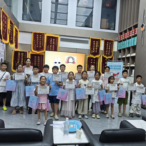 探秘牙齿王国，体验白衣使命！——邓庄街道空港新城社区暑期爱心辅导班开展小牙医研学活动