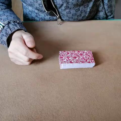 魔术技巧斗牛怎么捡牌顺序发牌手法,纯手法视频教程