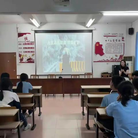 人生不是轨道，而是旷野——六里学校优秀校友康丽萍学习经验分享会